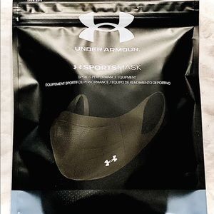 UNDER ARMOUR Black Sports Face Mask Size M/L